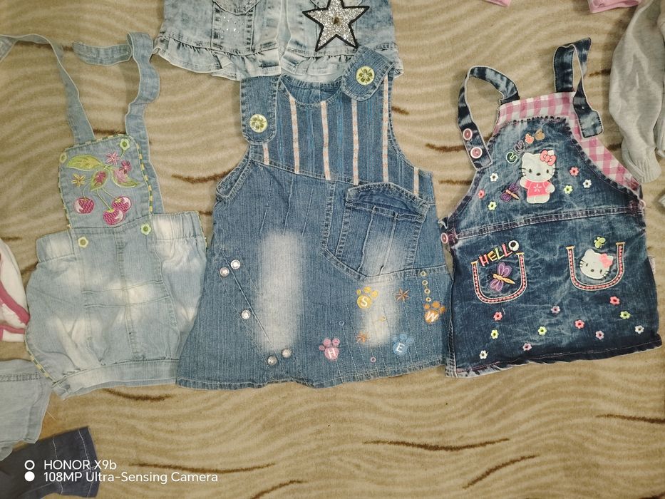 Продам большой пакет вещей на девочку