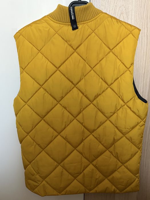 Oferta! Vând 2 veste, mărimea M – Scotch & Soda & Diesel