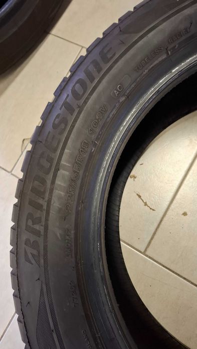 2бр зимни гуми Bridgestone 225 55 18