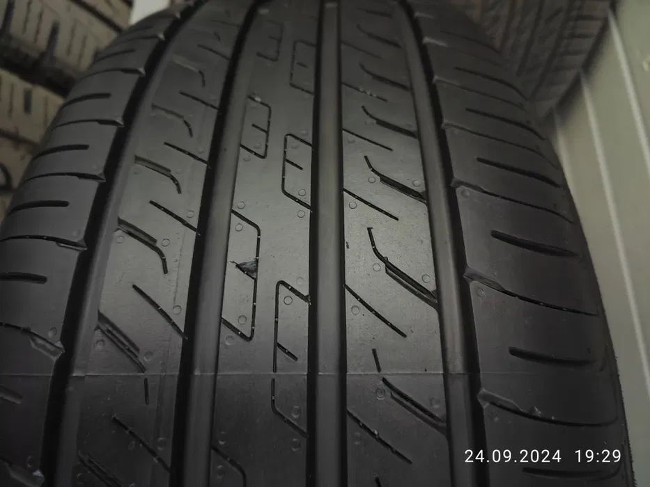 Продам резинк giti 235/50/19