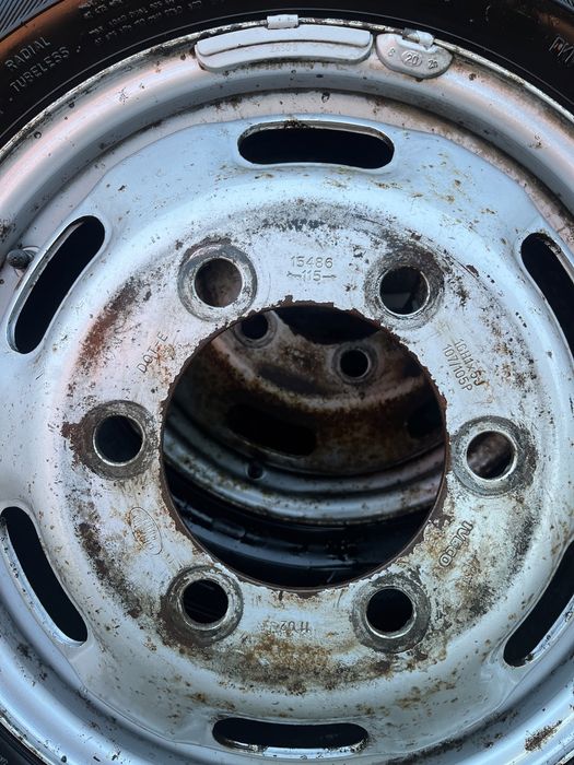 Джанти с гуми Iveco daily 16