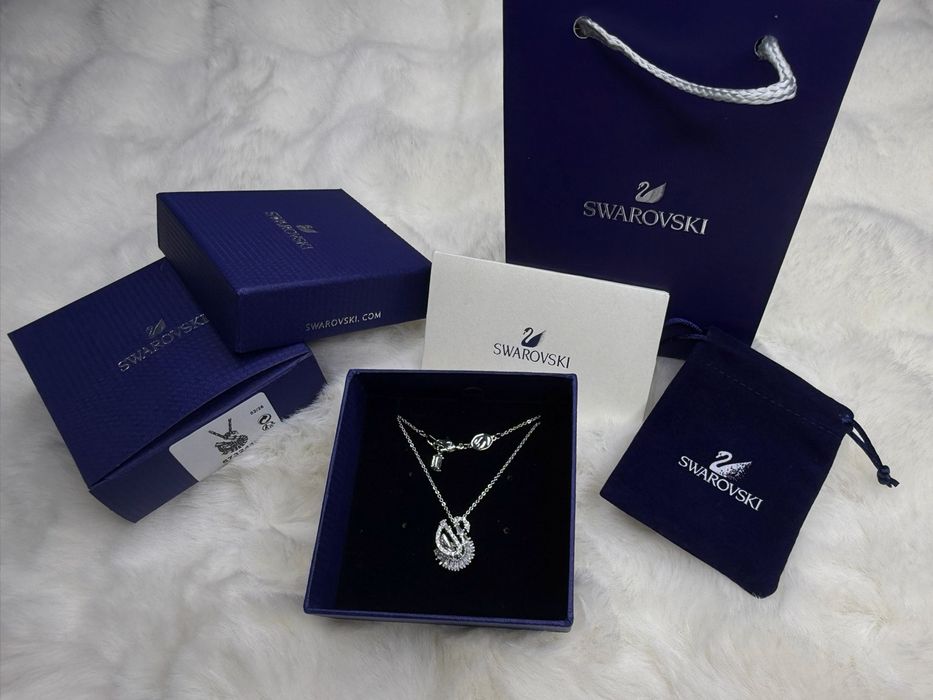 Vand Lantisor Swarovski Lebada !