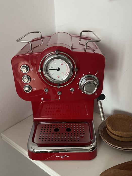 Espressor Myria rosu