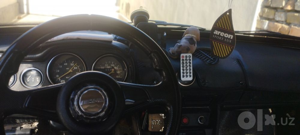 Lada.         2106