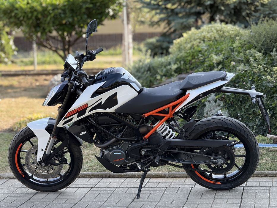 KTM Duke 125 ABS 7.000km(carte service) 2019 A1-16Ani