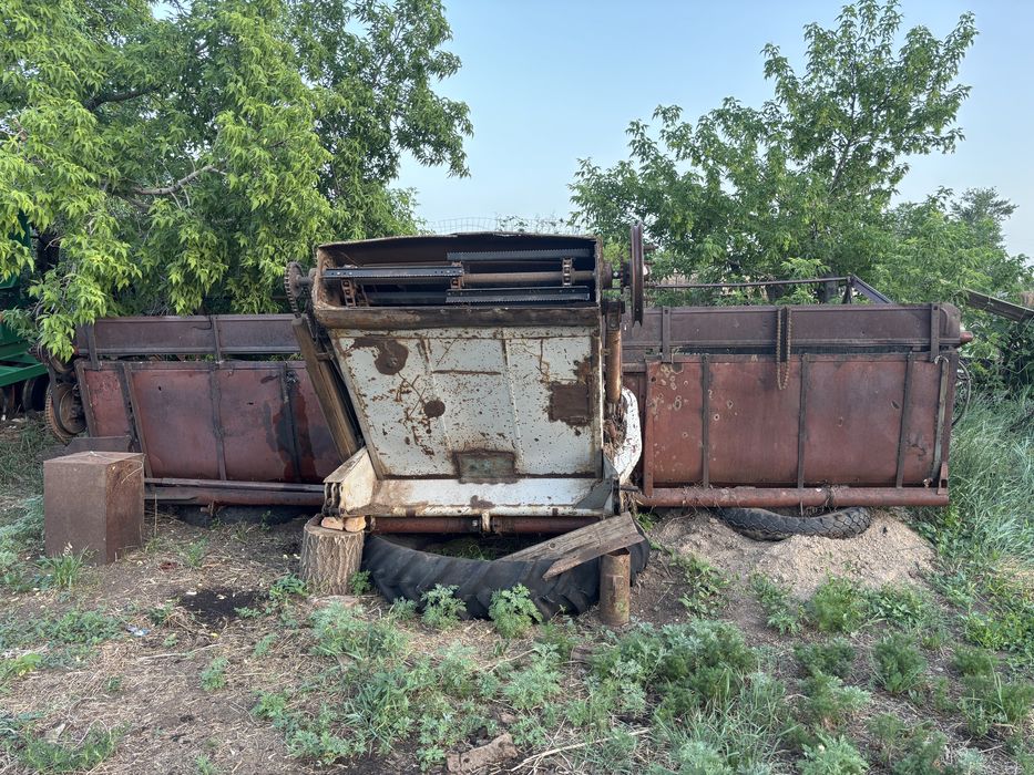 Комбайны 2 штуки