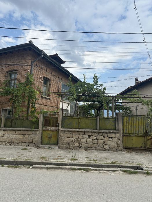 Къща с. Каравелово