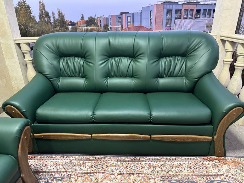 Продам диван с креслом, в отличном состояний