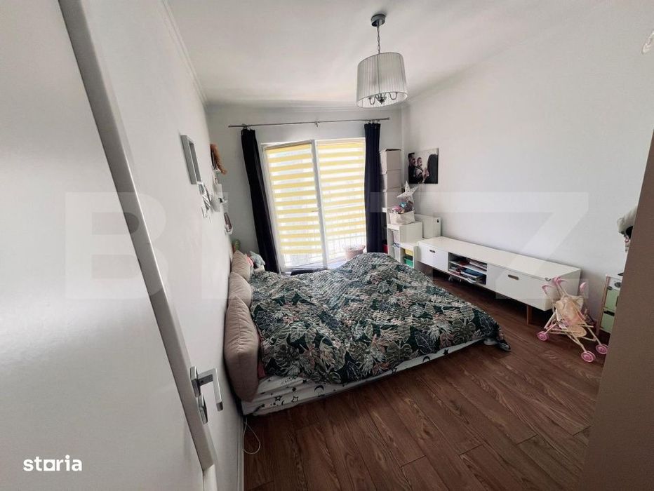 Apartament 2 camere, 56 mp, semidecomandat, 2 parcari, zona Porii