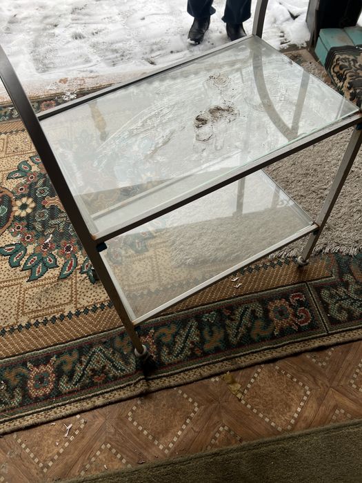 Медицинский стол для приборов