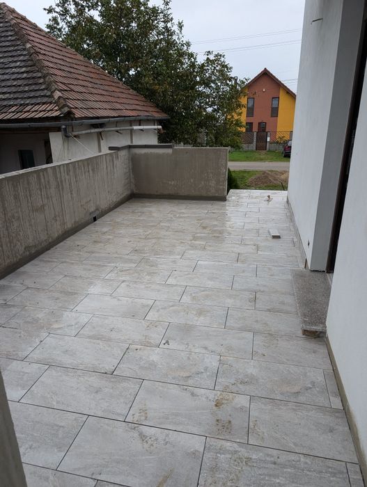 Casa noua cu demisol