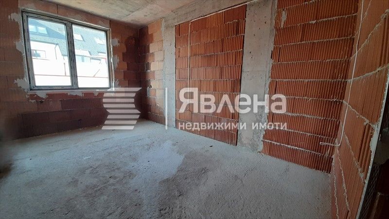 Продава се Тристаен апартамент в София, Овча купел - 131 кв.м за 1869 €/кв.м - Снимка #1