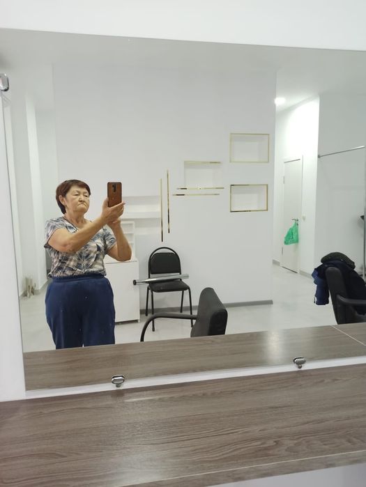 Продаю зеркала для салона красоты