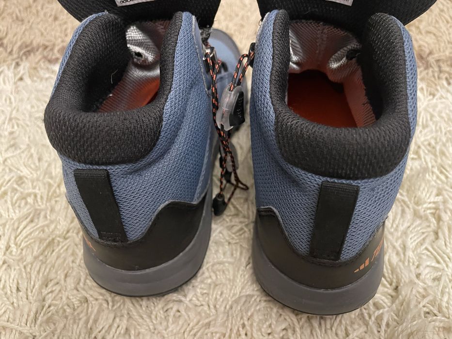 Ghete impermeabile adidas terrex marime 34