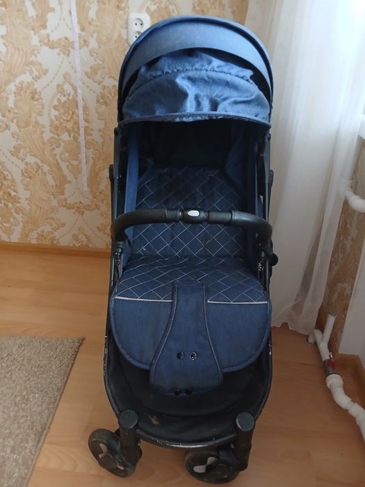 Продам  летнию коляску