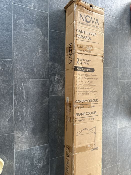 Umbrelă Cantilever Nova Outdoor Living Apollo 2.5x2.5m Gri - Nouă