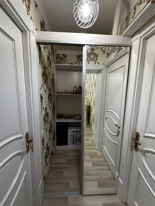 Kvartira sotiladi 4 xonali