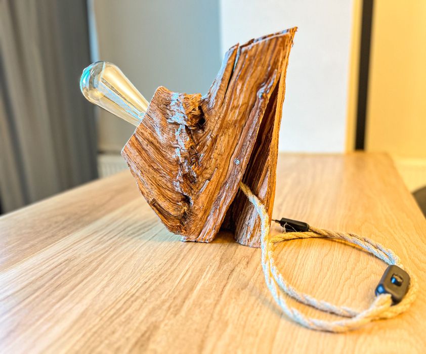 Lampa Artizanala Lemn natural prelucrata manual