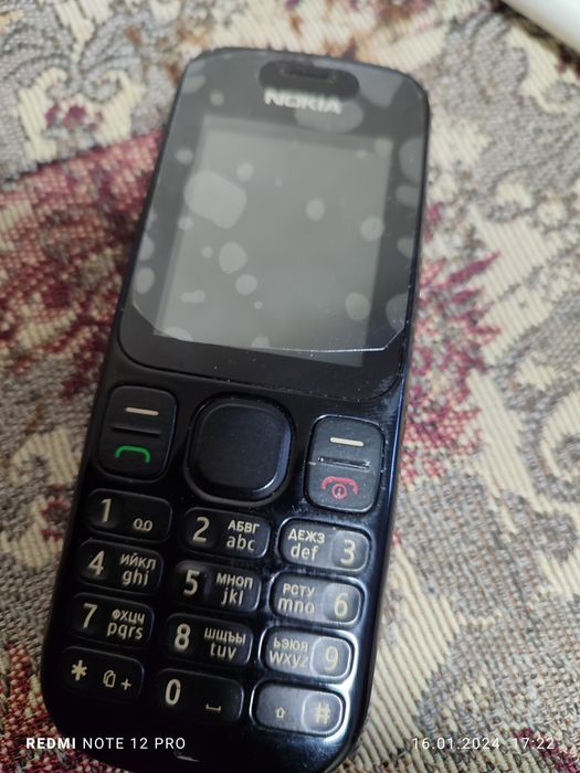 Продаю кроссовки зимние