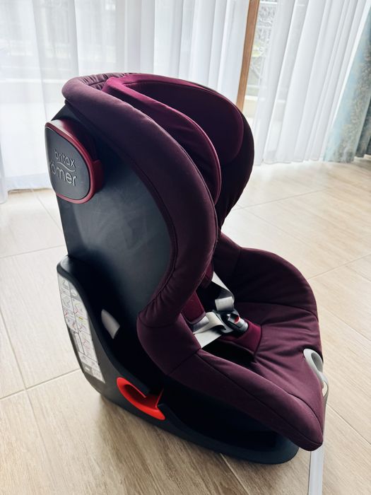 Столче за кола Britax Romer Dualfix в отлично състояние