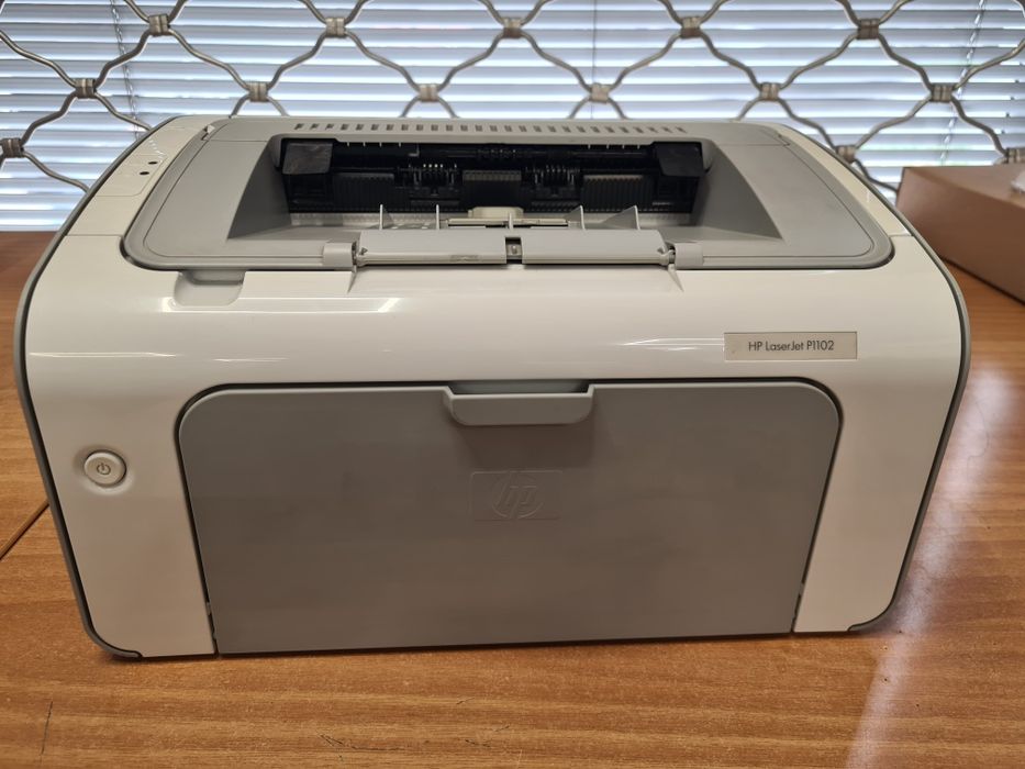 Принтер HP Laser Jet P1102
