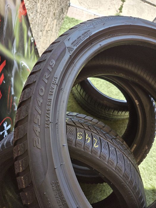 275 35 19 cu 245 40 19 Pirelli runflat