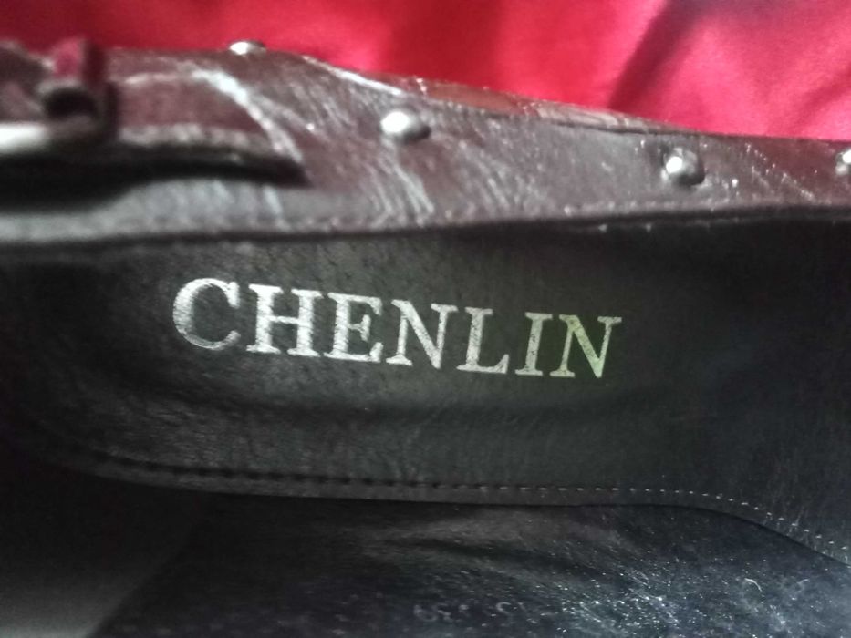 Официални обувки