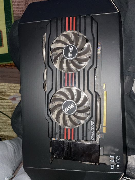 Gtx 660 ti 6 GB.