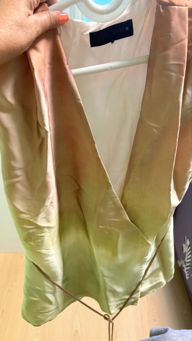 Комплект от Зара, панталон М размер, горното е размер S