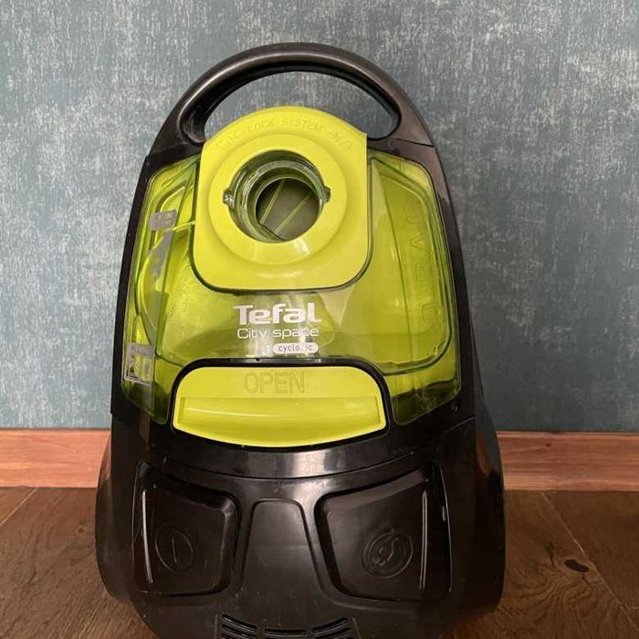 Пылесос "Тефаль"