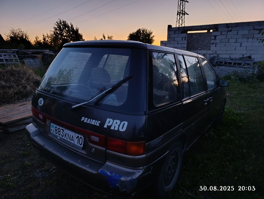 Ниссан Прерия 94г.