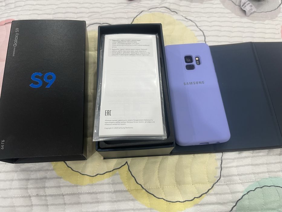 Продам 2 смартфон Самсунг А21 и СамсунгS9