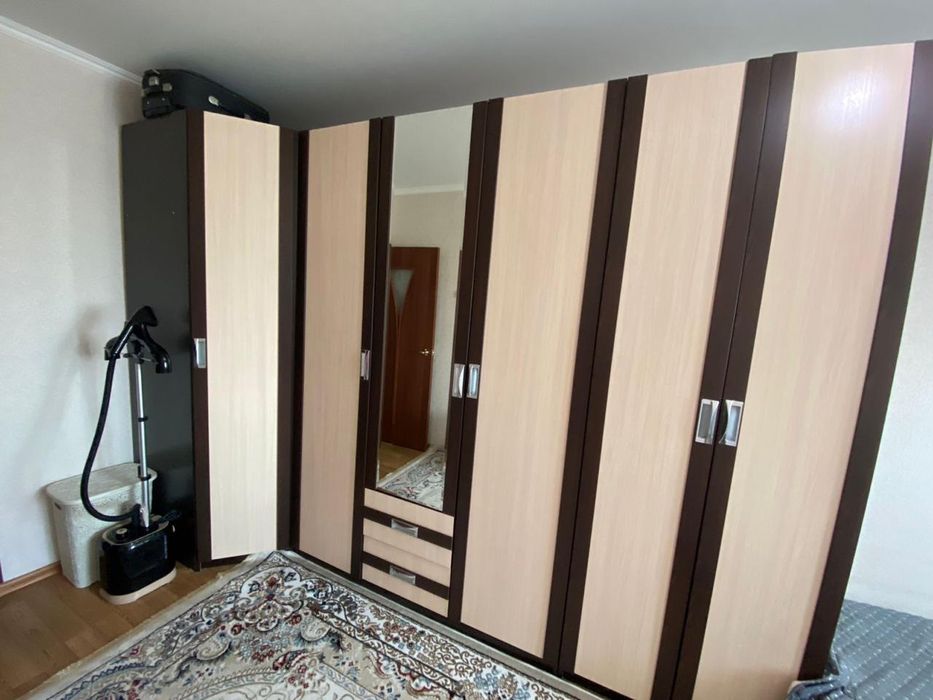 Продам шифонер срочно
