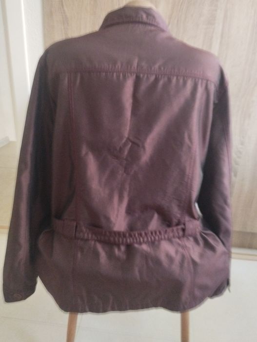 Дамско яке с колан