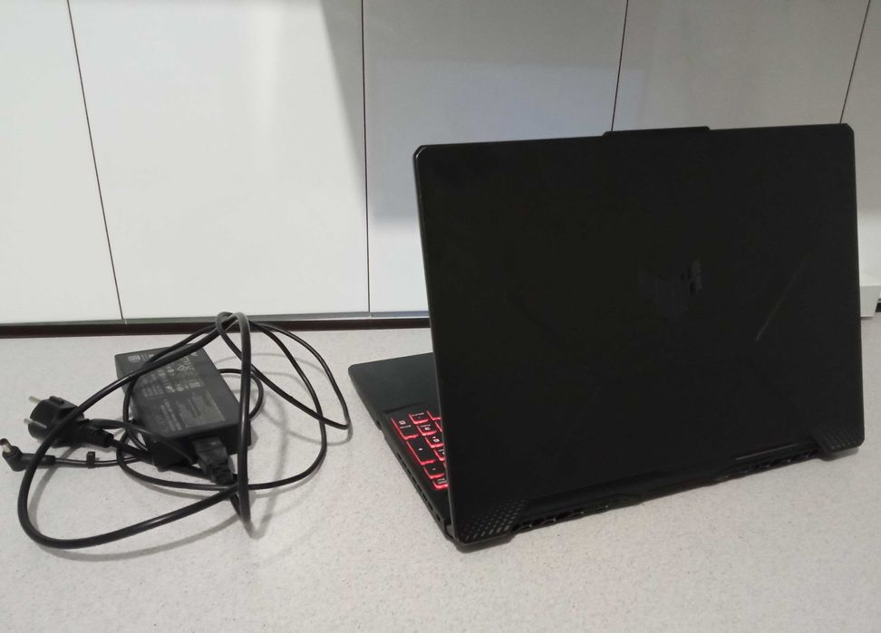 Laptop Gaming RTX 3050 ASUS led 144Hz placa video dedicata NVIDIA 16GB