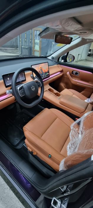 Вариантга Leapmotor c16 Hybrid full 2025 tok va benzinda masla