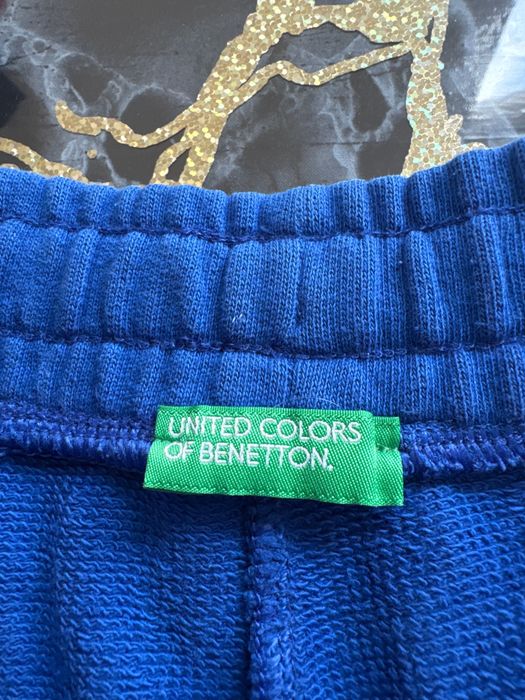 Vand pantaloni scurti 12-14 ani Benetton