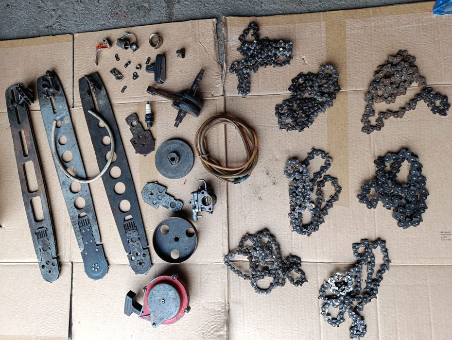 Продам бензопилу Урал