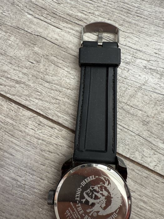 Продам часы наручные