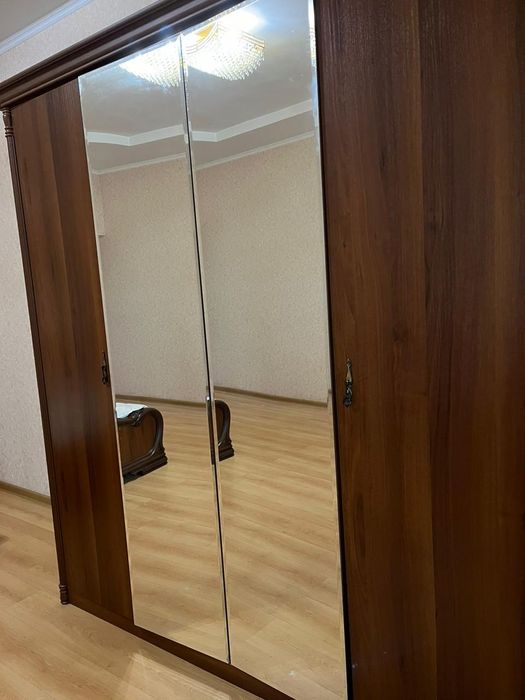 Продается шкаф плательный