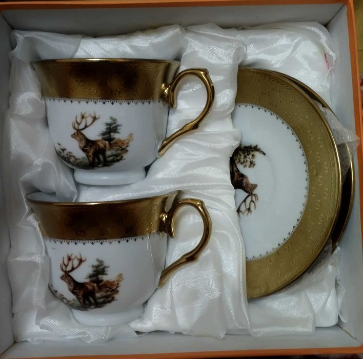 Чашки чайные с блюдцами 2 штуки