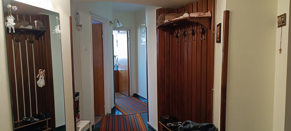 VAND APARTAMENT 4 CAMERE Pantelimon Mega mall