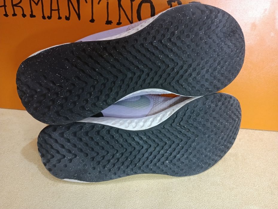 Nike Revolution N 39 - 27 лв