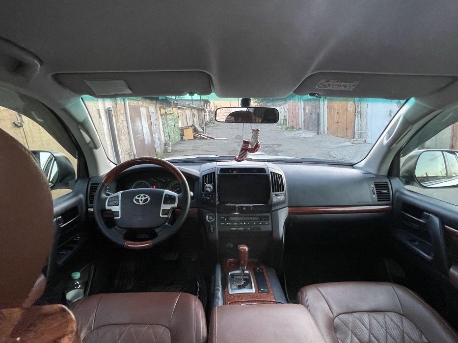 Ланд крузер 200