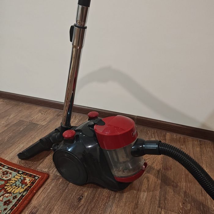 Пылесос Мидея в отличном состоянии