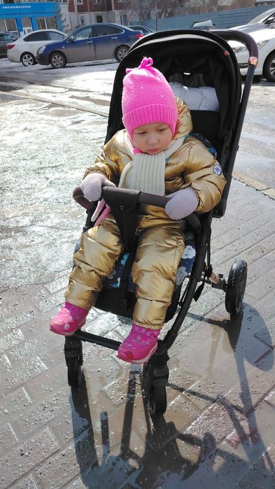 Продаю детскую коляску