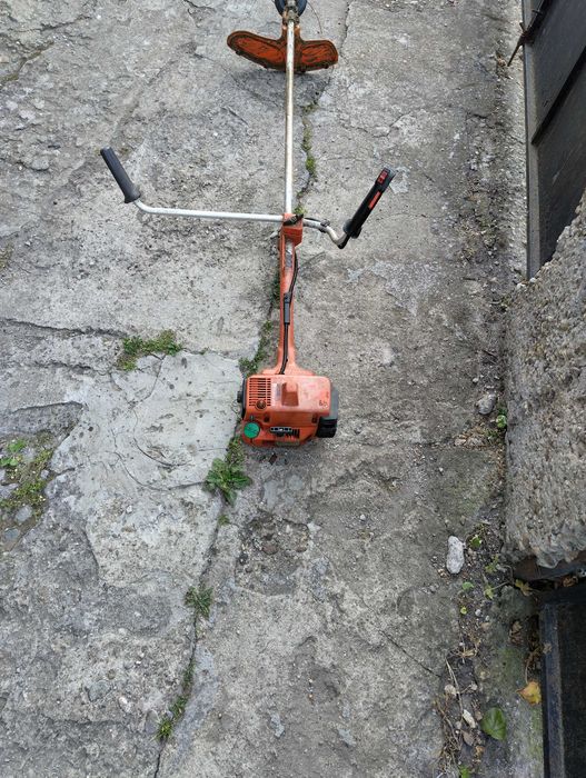 Бензинов тример в добро състояние