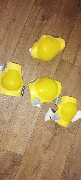 Ролики, наколенники , надлокотники