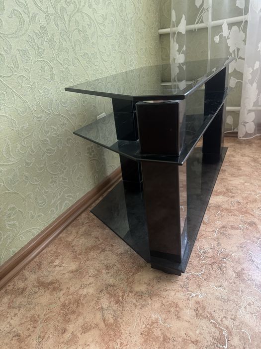 Тумба под телевизор