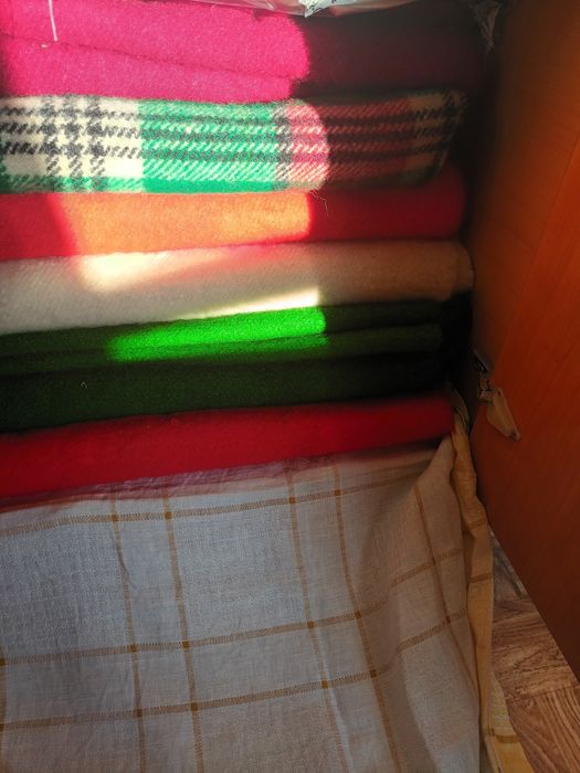 Нови Вълнени одеала